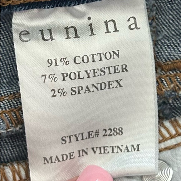 Eunina Ruby High Rise Stacked Waist Denim Shorts Size Small - Picture 5 of 8